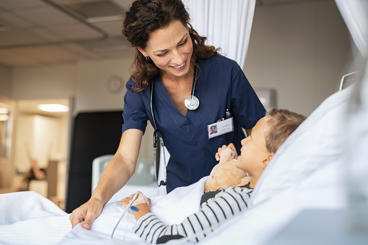 How do nurse leaders positively impact patient outcomes? 1